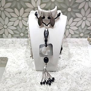 Fashion Necklace with 2 pairs of Matching Dangle Earrings